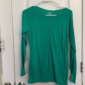 Athleta seamless top S